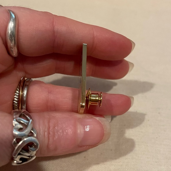 Gucci x Adidas Limited Edition Enamel Pin - Picture 6 of 10